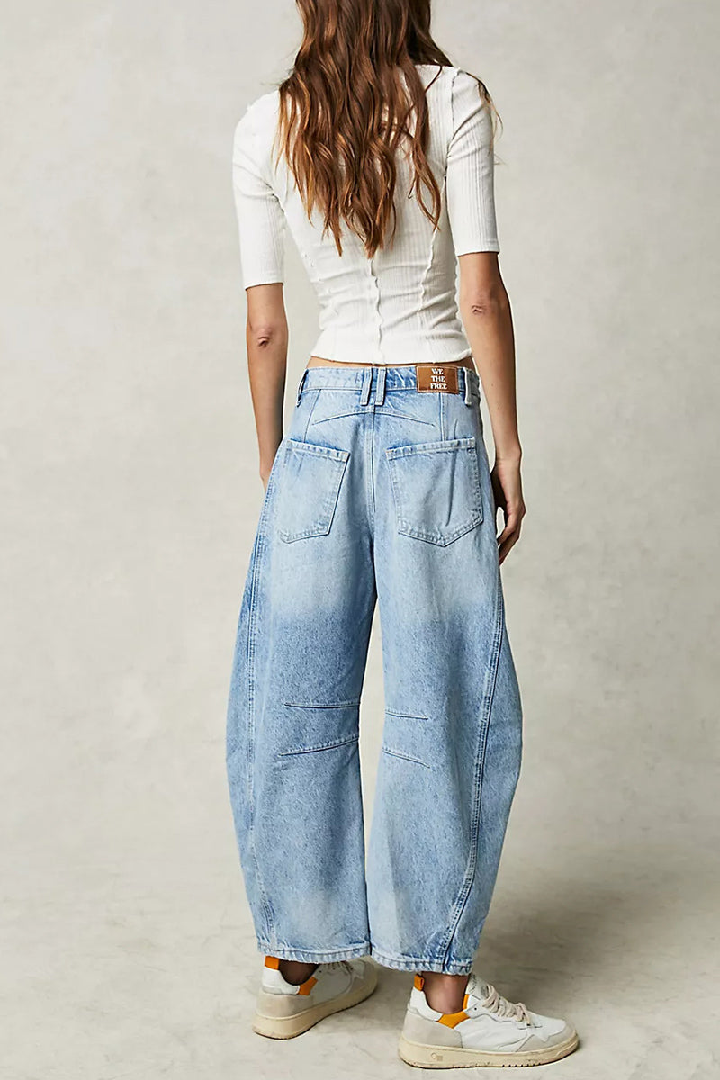 Stylish High-Waisted Cropped Jeans